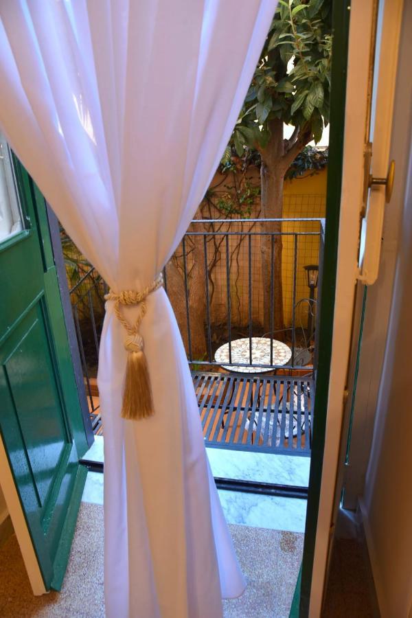 Ripa Garden room&suite Salerno Exterior foto