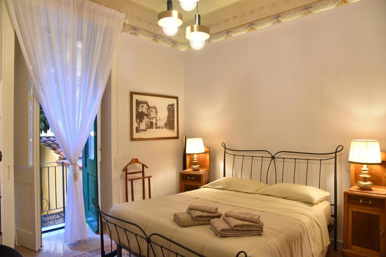 Ripa Garden room&suite Salerno Exterior foto
