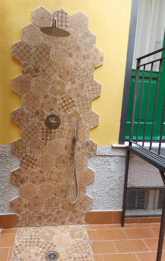 Ripa Garden room&suite Salerno Exterior foto